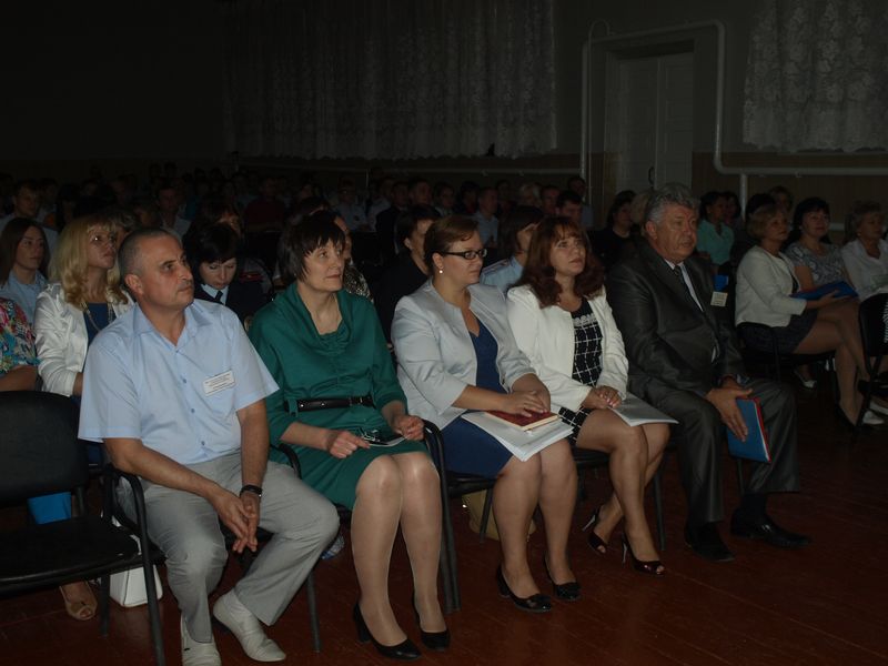 На снимке вы видите участников областного семинара - совещания.
